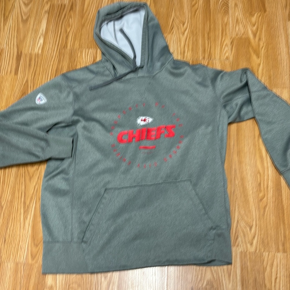 NFL K C  Chiefs AFC West Property of the Kansas City Chiefs Sweatshirt Size L